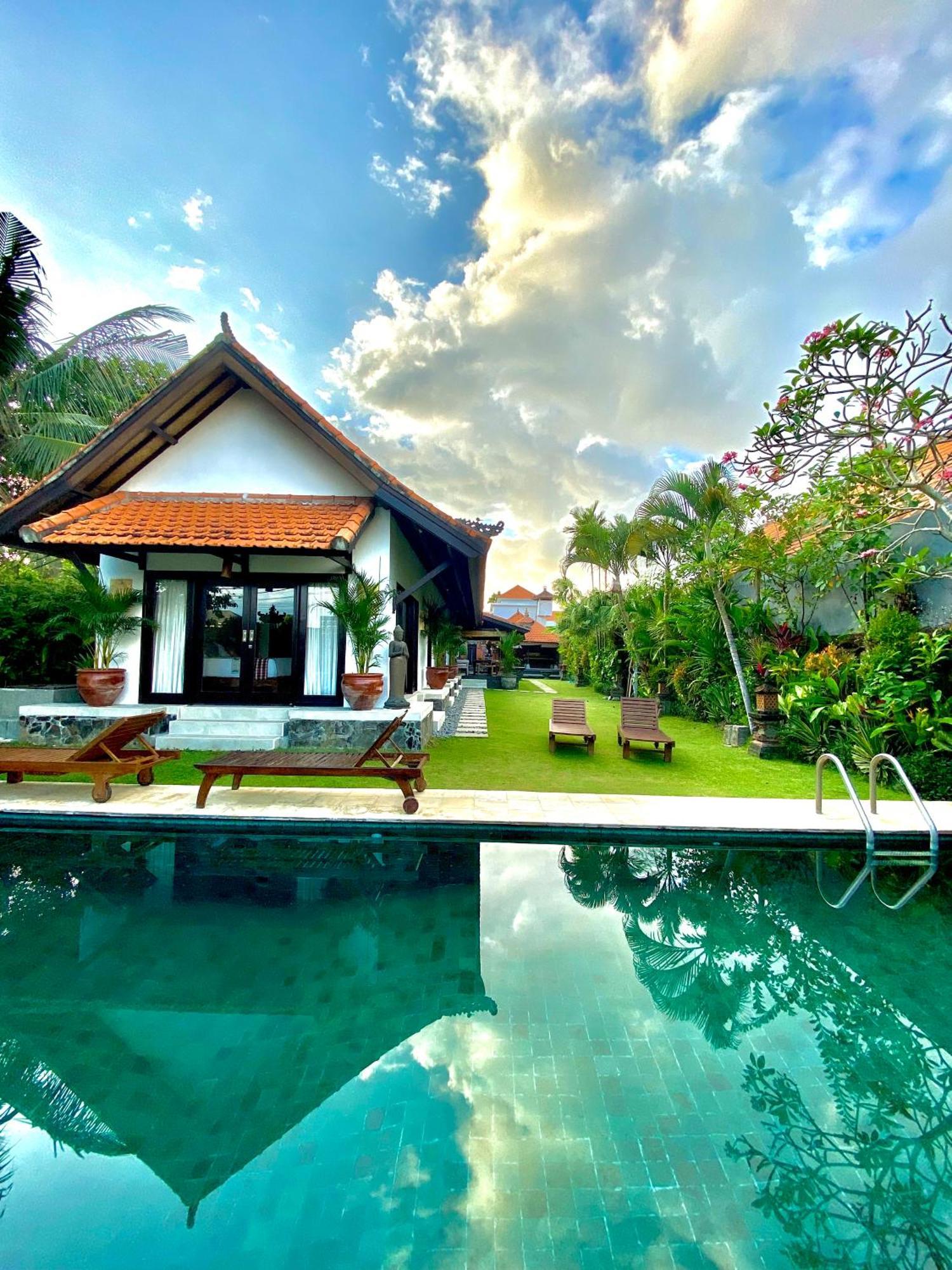 Puri Ayu Hotel Canggu Eksteriør billede
