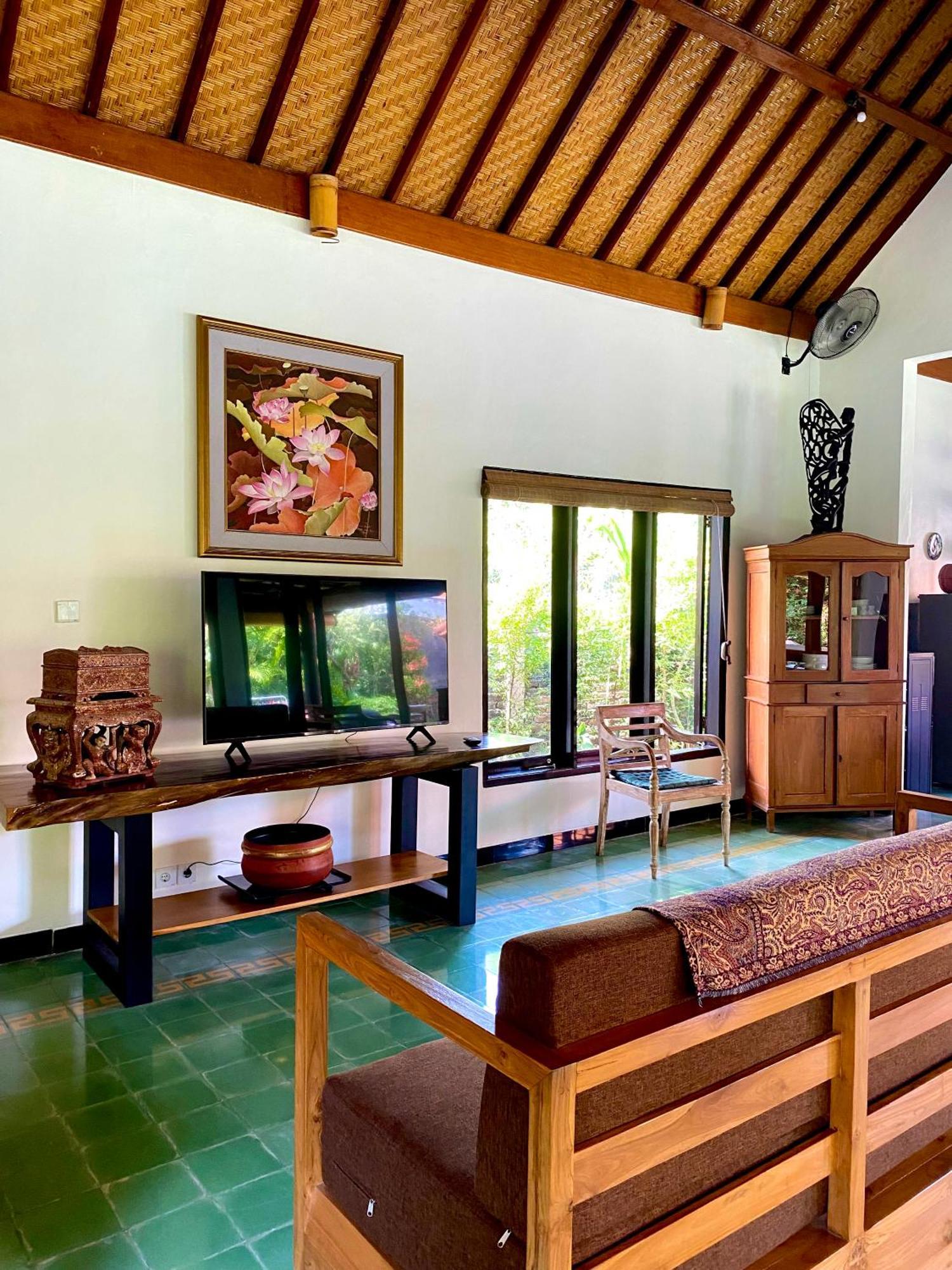 Puri Ayu Hotel Canggu Eksteriør billede