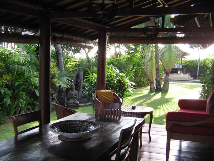 Puri Ayu Hotel Canggu Eksteriør billede