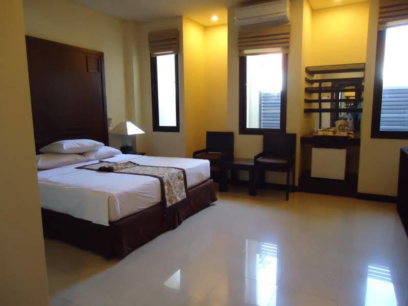 Puri Ayu Hotel Canggu Eksteriør billede