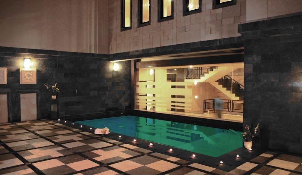 Puri Ayu Hotel Canggu Eksteriør billede